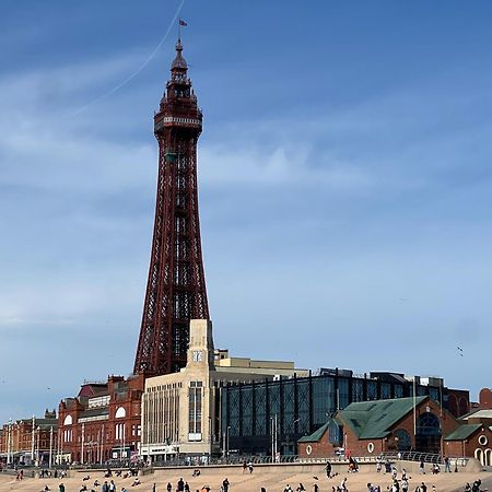 The Woodleigh Family Hotel Blackpool Extérieur photo