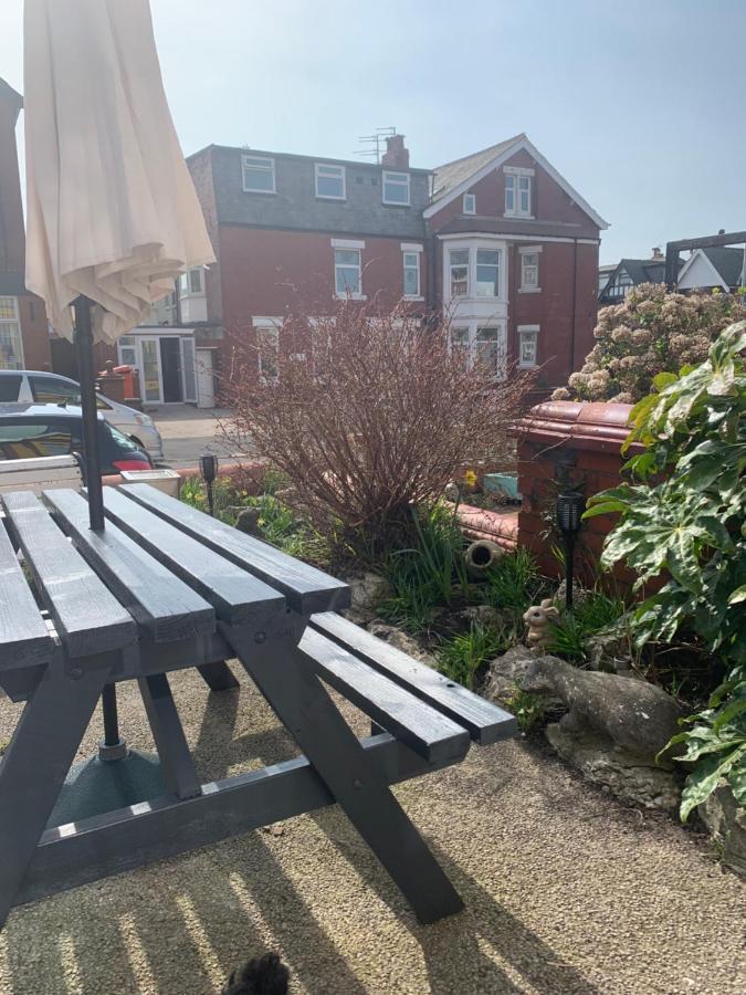 The Woodleigh Family Hotel Blackpool Extérieur photo